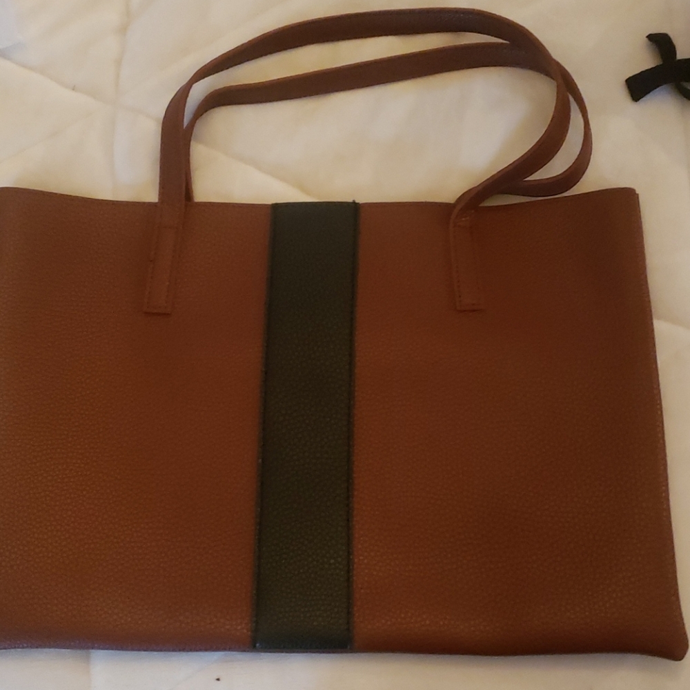 Vince Camuto purse